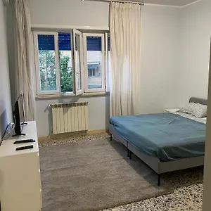 https://domus-da-antonio-fiumicino.it-romehotels.com